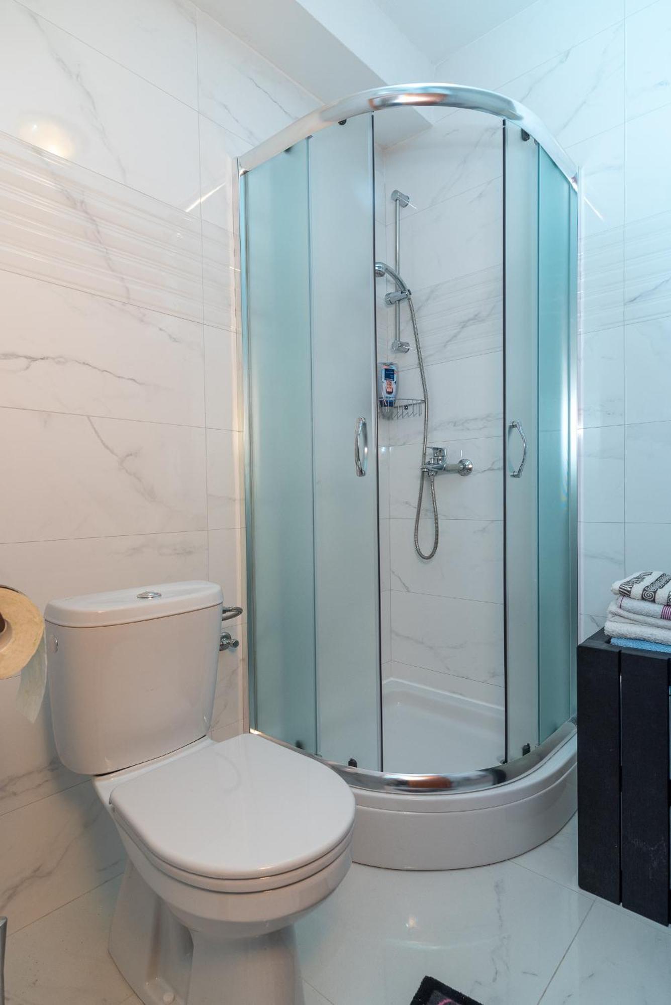 트로기르 Apartman Dildo 아파트 외부 사진